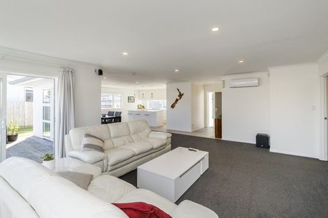 Photo of property in 98 Ferguson Street, West End, Palmerston North, 4412