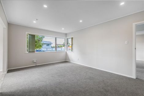 Photo of property in 2 Hokianga Street, Mangere East, Auckland, 2024