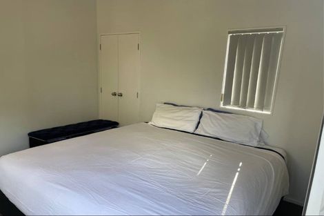 Photo of property in 28 Waterview Downs, Waterview, Auckland, 1026