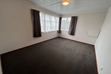 Photo of property in 64 Andrew Avenue, Roslyn, Palmerston North, 4414