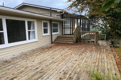 Photo of property in 3 Bede Grove, Tawa, Wellington, 5028