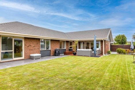 Photo of property in 8 Amy Place, Rangiora, 7400