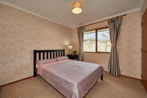 Photo of property in 8a Palm Avenue, Hokowhitu, Palmerston North, 4410