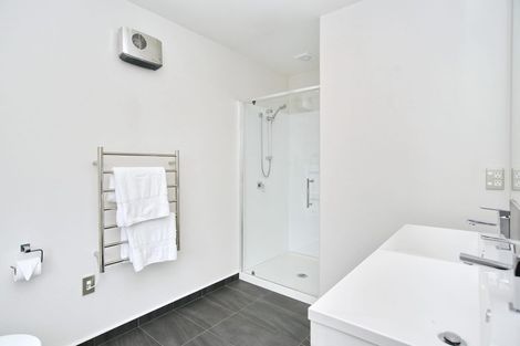 Photo of property in 11 Robalan Close, Halswell, Christchurch, 8025