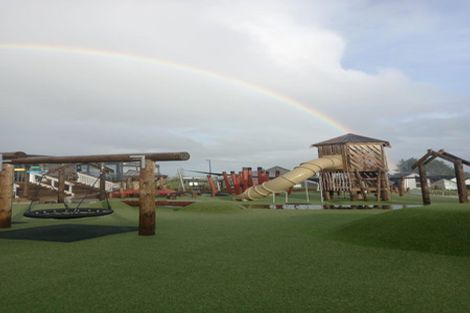 Photo of property in 47 Metoriti Crescent, Karaka, 2124