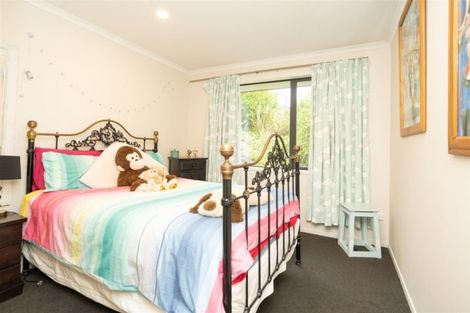 Photo of property in 8 Ashbourne Lane, Dinsdale, Hamilton, 3204