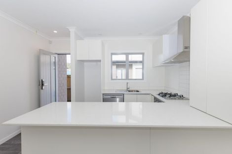 Photo of property in 2/12 The Strand, Wainuiomata, Lower Hutt, 5014