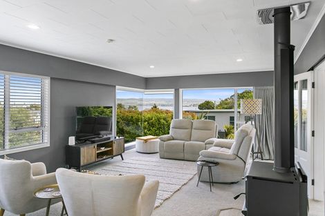 Photo of property in 26 Tremaine Avenue, Two Mile Bay, Taupo, 3330