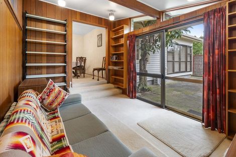 Photo of property in 8 Henare Street, West End, Palmerston North, 4412