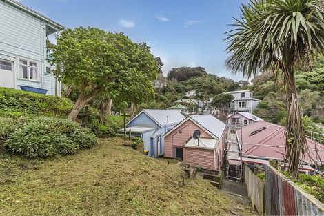Photo of property in 205 Aro Street, Aro Valley, Wellington, 6021