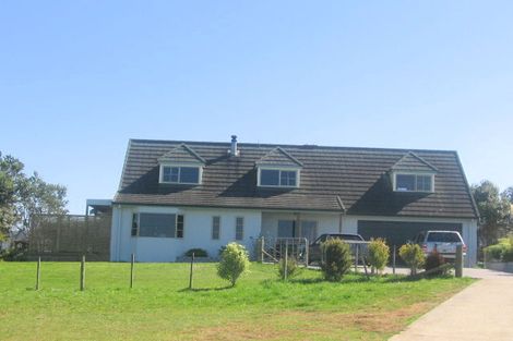 Photo of property in 165 Centennial Drive, Whitianga, 3510