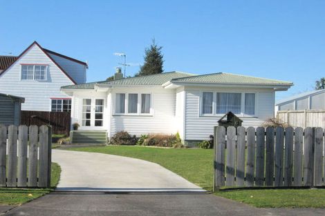 Photo of property in 1/6 Cameron Street, Papakura, 2110