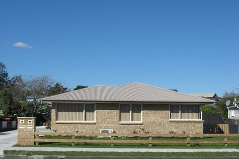 Photo of property in 78 Hakanoa Street, Huntly, 3700