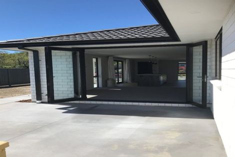 Photo of property in 69 Sentinel Avenue, Omokoroa, 3114