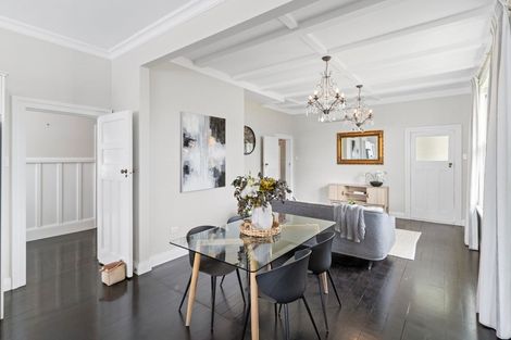 Photo of property in 14 Cotter Street, Greytown, 5712