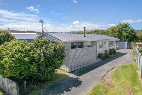 Photo of property in 40 Walton Road, Paraparaumu Beach, Paraparaumu, 5032