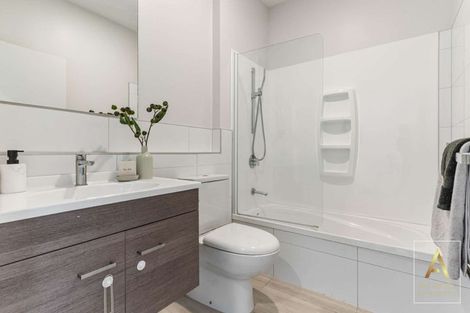 Photo of property in 10 Ceramic Lane, New Lynn, Auckland, 0600