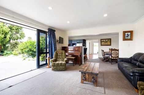 Photo of property in 5 Newfield Drive, Fairview Downs, Hamilton, 3214