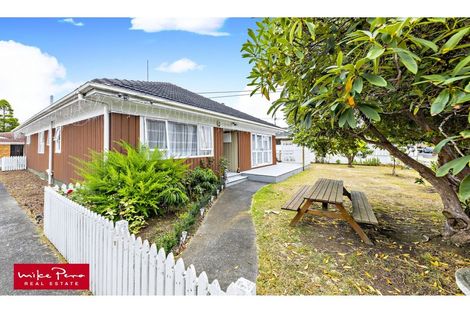Photo of property in 1/11 Maunu Road, Papatoetoe, Auckland, 2025