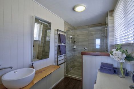 Photo of property in 22 Lake Avenue, Frankton, Queenstown, 9300