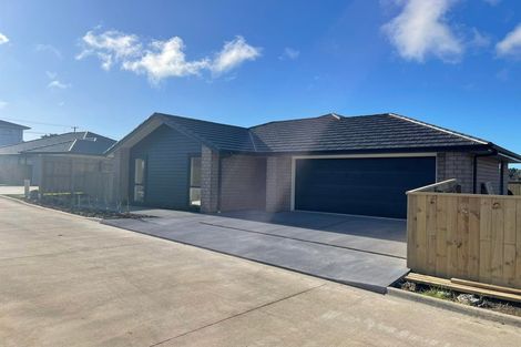 Photo of property in 5 Westwill Way, Westown, New Plymouth, 4310