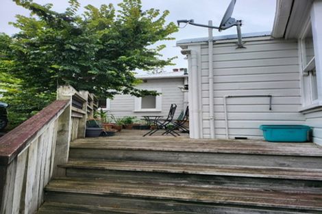 Photo of property in 28 Ribble Street, Island Bay, Wellington, 6023