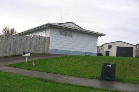 Photo of property in 31 Lydia Place, Kelvin Grove, Palmerston North, 4414