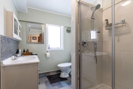Photo of property in 14 Wattle Grove, Maungaraki, Lower Hutt, 5010