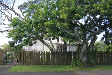 Photo of property in 45 Pisces Road, Glen Eden, Auckland, 0602