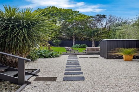 Photo of property in 15 Marendellas Drive, Bucklands Beach, Auckland, 2014