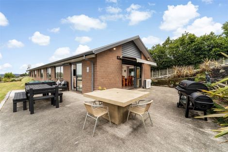 Photo of property in 175a Pinchgut Road, Kaukapakapa, 0873