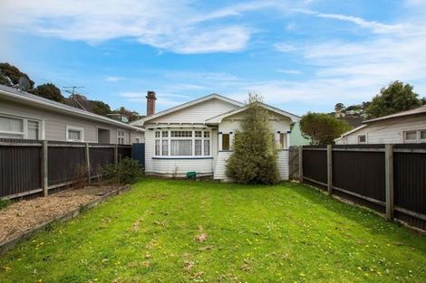 Photo of property in 16 Emano Street, Toi Toi, Nelson, 7010