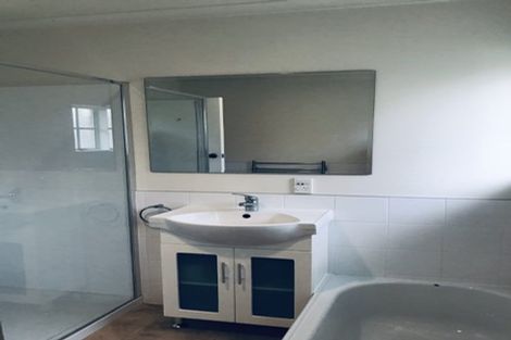 Photo of property in 14 Papawai Road, Greytown, 5712