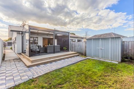 Photo of property in 2/11 Shelley Jane Place, Dinsdale, Hamilton, 3204