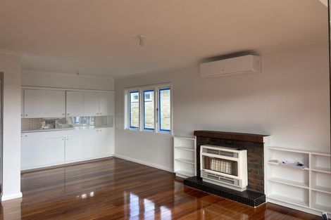 Photo of property in 22 Moana Road, Paraparaumu, 5032