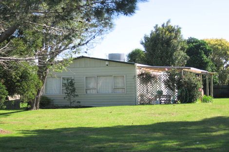 Photo of property in 66 Oyster Drive, Cooks Beach, Whitianga, 3591