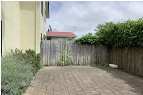 Photo of property in 10 Burdale Street, Riccarton, Christchurch, 8011