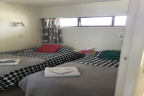 Photo of property in 11/4 Claremont Grove, Mount Victoria, Wellington, 6011