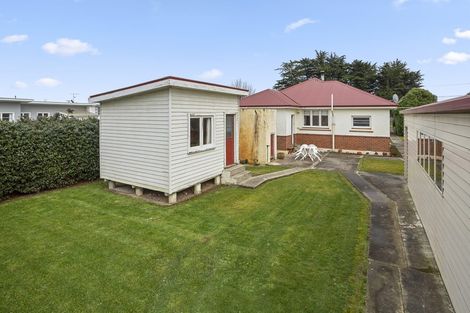 Photo of property in 153 Seaward Road, Edendale, 9825