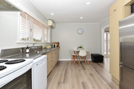 Photo of property in 38 Heath Street, St Andrews, Hamilton, 3200