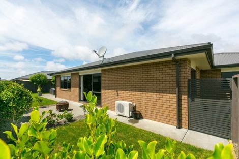 Photo of property in 18 Coby Sydney Drive, Bell Block, New Plymouth, 4312