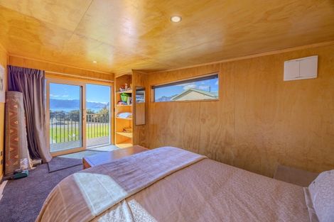 Photo of property in 48 Flora Dora Parade, Lake Hawea, 9382