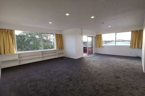 Photo of property in 1/11 Park Avenue, Northcote, Auckland, 0626
