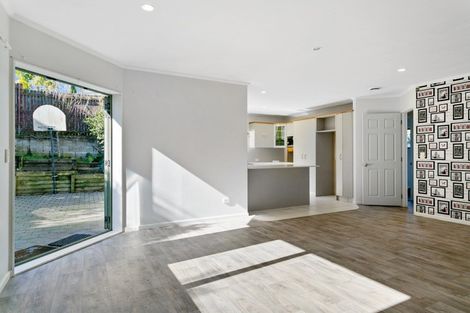 Photo of property in 2/38 Kurupae Road, Hilltop, Taupo, 3330