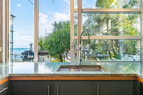 Photo of property in 80 Moana Road, Plimmerton, Porirua, 5026