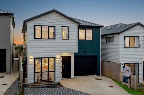 Photo of property in 8 Frontier Lane, Flat Bush, Auckland, 2019