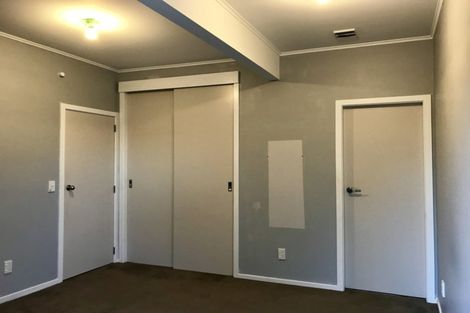 Photo of property in 30 Akaroa Drive, Maupuia, Wellington, 6022