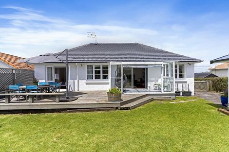 Photo of property in 39 Aliford Avenue, One Tree Hill, Auckland, 1061
