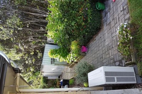 Photo of property in 15 Trovare Place, Golflands, Auckland, 2013