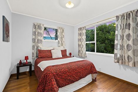 Photo of property in 15 Zita Maria Drive, Massey, Auckland, 0614
